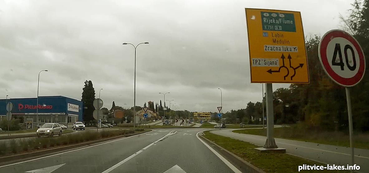 Driving from Pula centre toward motorway